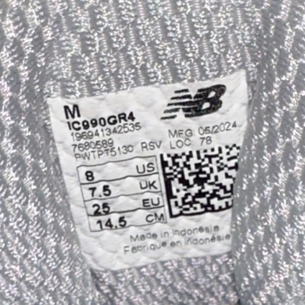 Pre-owned New Balance Kids' Black and Gray 999v4 Sneakers - Picture 10 of 14